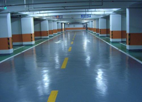地下停車場地坪漆避免劃痕問題，這1點(diǎn)才是關(guān)鍵